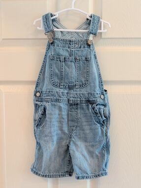 GAP Light Blue Denim Shortie Overalls 4T toddler